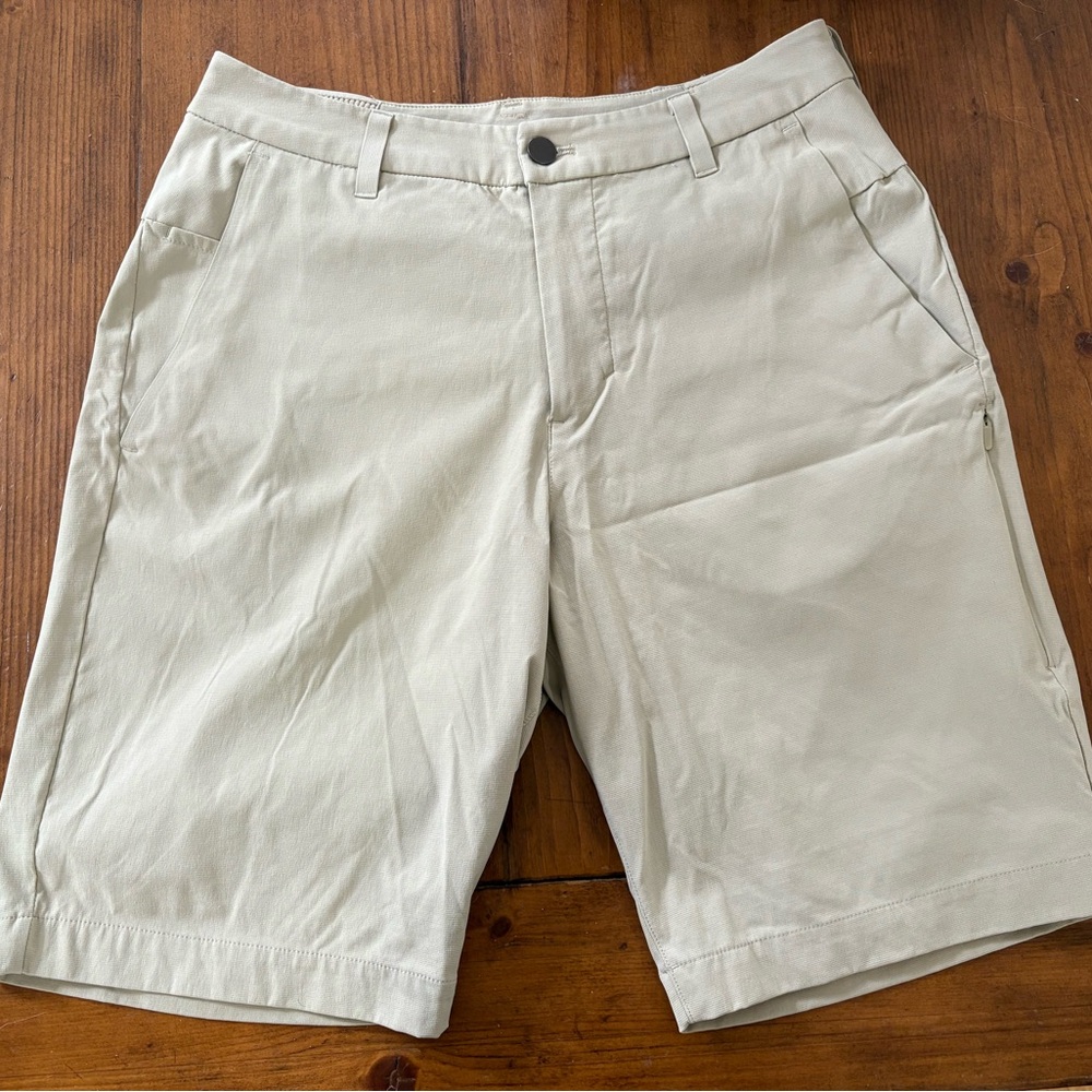 Men's Tan Shorts